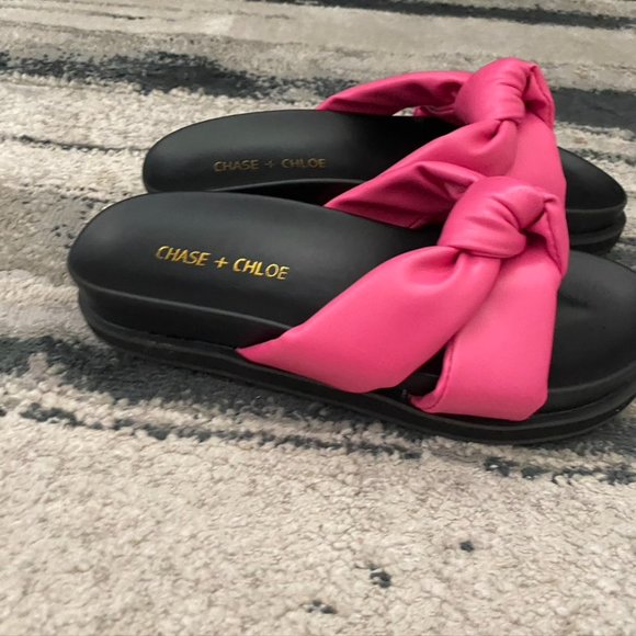 NWT Puffy Knotted Slide Sandal Sz 6M Fuchsia - Picture 4 of 6